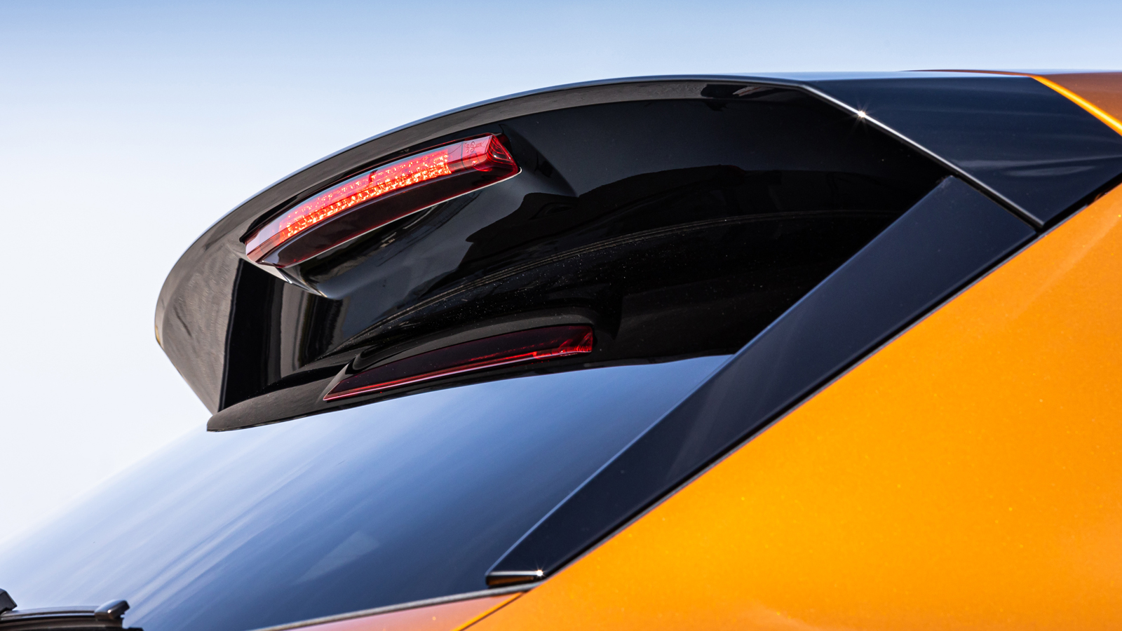 Νέα Skoda Fabia: Κοιτά ψηλά, πιο ώριμη από ποτέ!